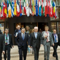 Le président de la Commission JM Barroso et le président du Conseil de l'UE H. Van Rompuy au sortir de la réunion (crédit : Conseil de l'UE)