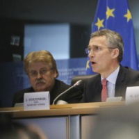 Davantage de coopération européenne (Stoltenberg) Oui mais laquelle ?