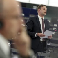 La Russie accusée de nuire à la paix n’est plus un partenaire (Parlement européen)
