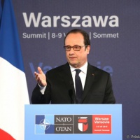 La défense européenne autonome ? Cela n’a aucun sens (Hollande). Un tournant