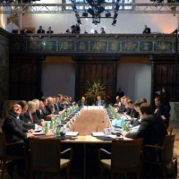 2005. Le sommet de Hampton Court donne un coup de fouet aux structures de la PESD