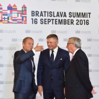 La déclaration de Bratislava : faible sur la défense, ni une feuille de route ni un processus