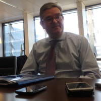 Face au terrorisme, l’échange d’informations est la clé aujourd’hui, un FBI européen est prématuré (Julian King)