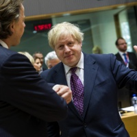 L’UE évolue. Haftar au gouvernement libyen ? Et une possible levée des sanctions sur quelques Libyens (V2)