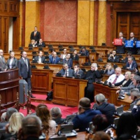 La difficile tournée de Mogherini dans les Balkans