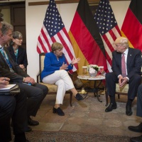 Les Européens sont seuls face à eux-mêmes. Angela Merkel assume la rupture avec Washington
