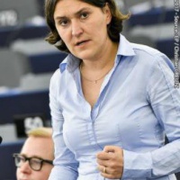 Le Parlement veut revoir les relations avec la Turquie