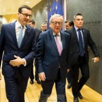 Pologne. Deux hommes forts limogés, Morawiecki nomme des profils plus acceptables