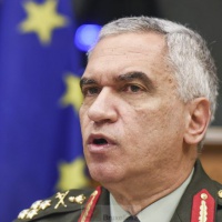 L’Union européenne aurait-elle renoncé à ses outils de ‘hard power’ ? (Kostarakos)