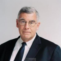 Le procureur (américain) des Chambres spécialisées s’en va. Un départ à la retraite précipité ?