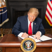 Les sanctions US rétablies en partie, l’UE met en place ses mesures de blocage