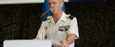 Tous ensemble, cela ne veut pas dire tous derrière nous (général Lecointre)