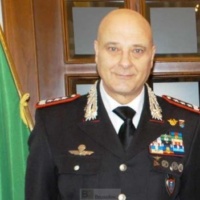 Le commandement des missions civiles de crise confié à l’Italien V. Coppola (Carabinieri)