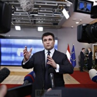 Les Européens, prêts à soutenir Mariupol, demandent à la Russie de garantir le passage en Mer d’Azov. Mais pas vraiment plus