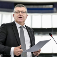 Investissements étrangers : la fin de la naïveté européenne (Franck Proust)