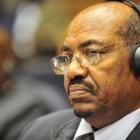 Soudan : la peur d’une nouvelle Libye préoccupe les partenaires d’Omar el-Béchir (Anne-Laure Mahé)