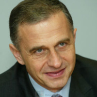 Le numéro 2 de l’OTAN sera roumain : Mircea Geoana