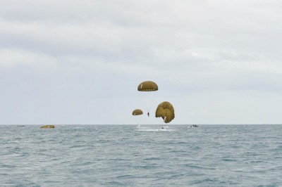 entrainement de parachutistes - archives (Crédit : Ministère français de la Défense)
