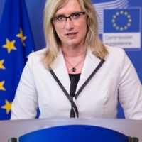 Une gestionnaire au poste de ministre de la Défense en République tchèque
