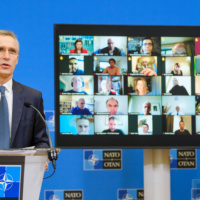 Financement en commun, coordination politique, innovation. Stoltenberg pousse un agenda ambitieux