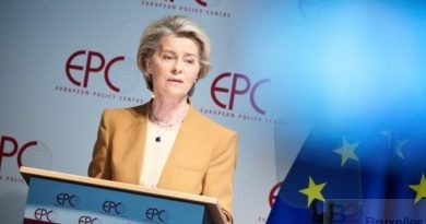 Ursula von der Leyen devant l'EPC et le MERIC jeudi 30 mars (Photo : Commission européenne)