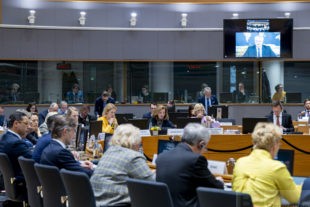 Au Conseil des Affaires étrangères (Consilium).