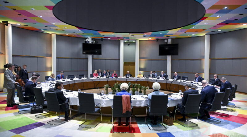 A la table ronde du sommet de la zone euro, jeudi au Conseil. (Consilium)